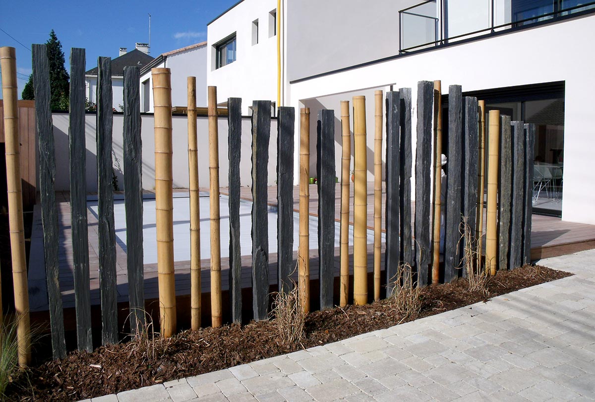Vente de brise vue en piquets de Schistes pour clôture jardin Eguilles -  Carrelage intérieur et extérieur à Eguilles : salle bain, cuisine et  terrasse